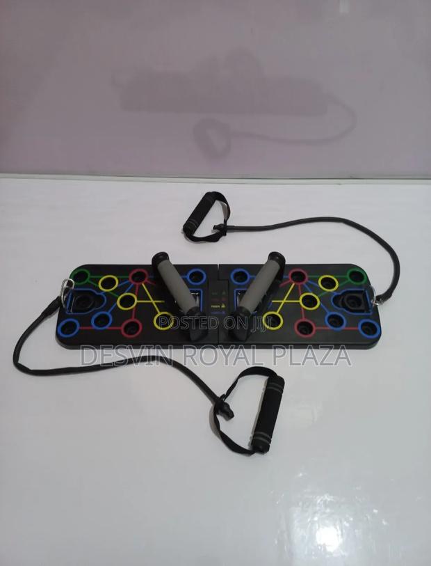 Push Up Board With Resistance Bands · Photo 1