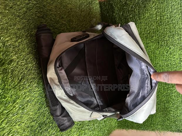 Quality Traveling Bag photo 6