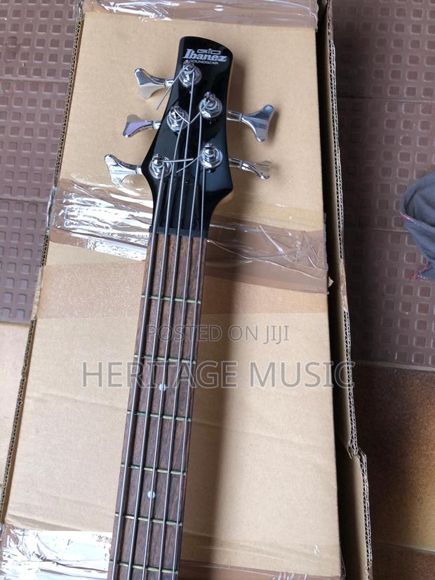 Gio Ibanez Soundgear Active Bass Guitar photo 3