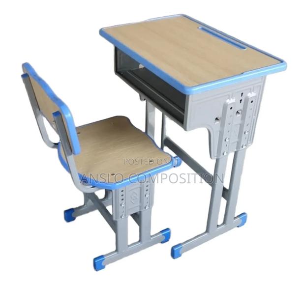 High Class Students Table · Photo 2