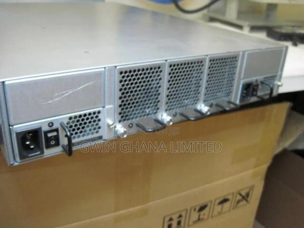 Brocade Silkworm 4900 Rack Mount 64 Port 4gbit/S Fibre Channel Switch photo 2