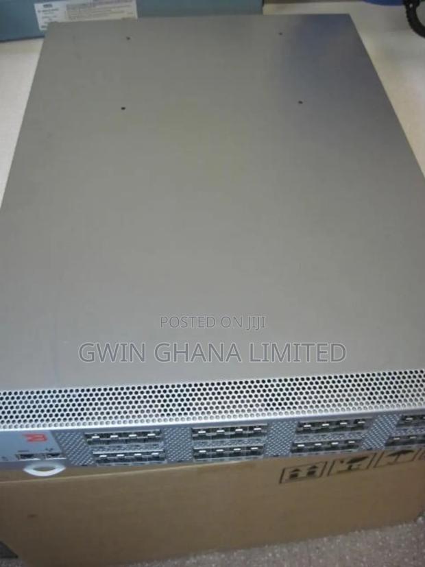 Brocade Silkworm 4900 Rack Mount 64 Port 4gbit/S Fibre Channel Switch photo 4