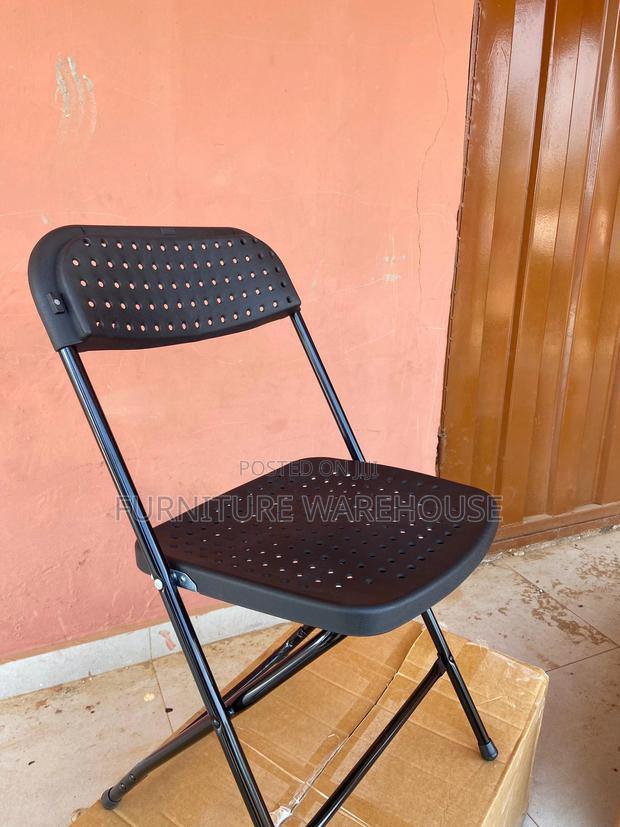 Folding Chair photo 2