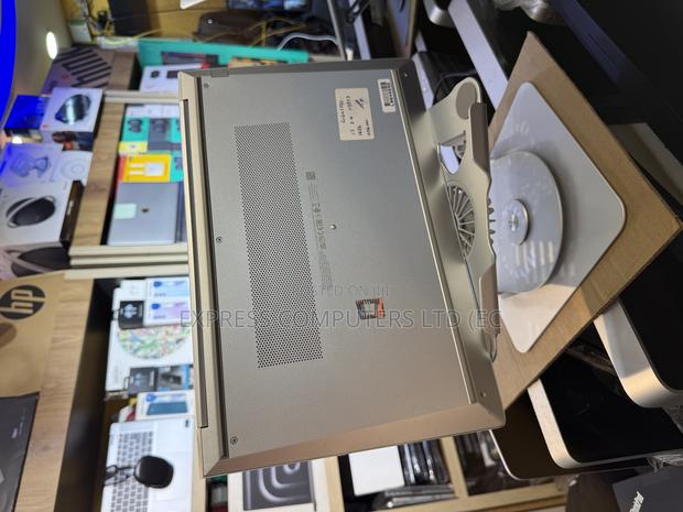 Laptop HP ProBook 450 G8 16GB Intel Core I5 SSHD (Hybrid) 512GB photo 2