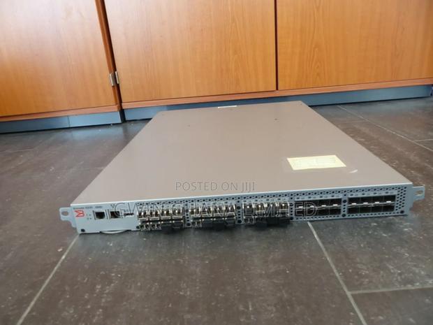 Brocade Silkworm 5100 8gb Fibre Channel San Switch 40active 8gb Ports photo 3