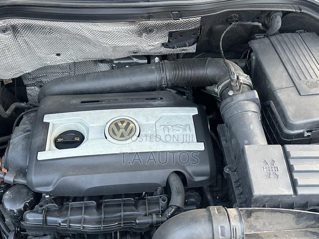 Volkswagen Tiguan S Automatic 2011 Green