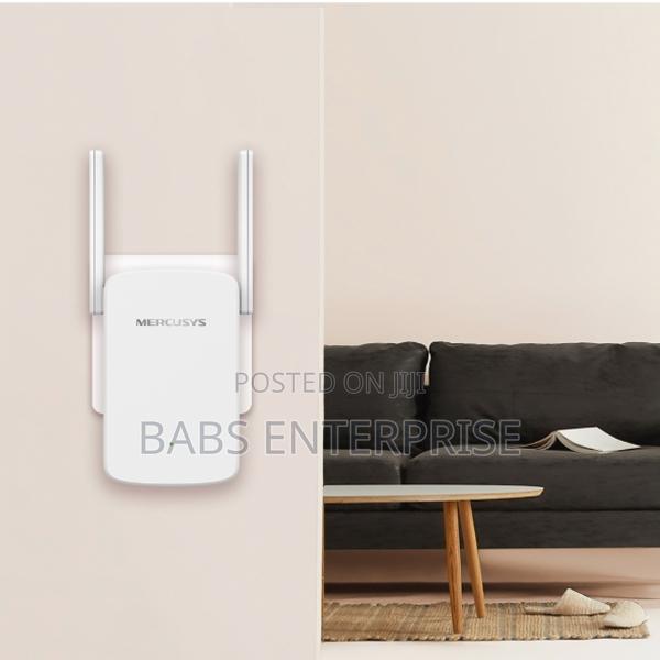 Mercusys Me30 Ac1200 Wi-fi Range Extender photo 4
