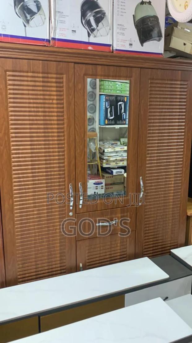 3doors Wardrobe BNV