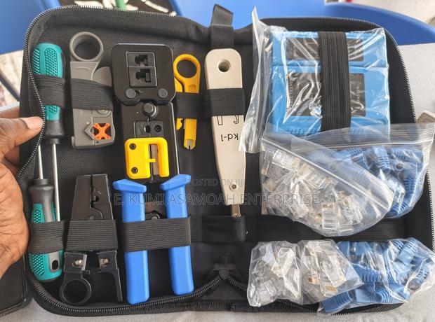 Networking Toolkit With Pass Through Crimping Tool · Photo 3