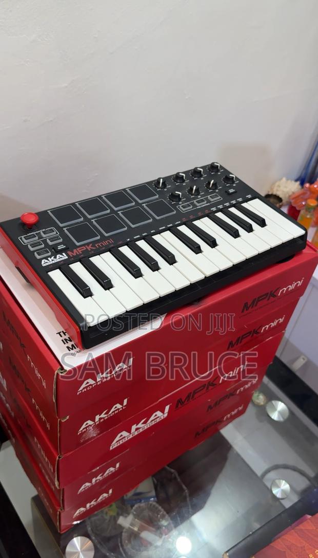 Akai MPK Mini Keyboard photo 2