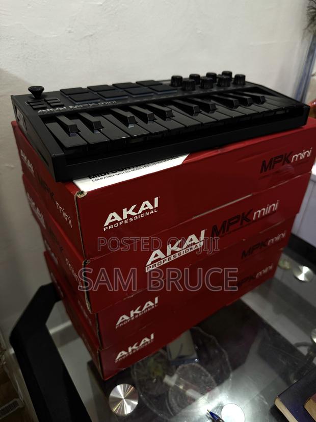 Akai MPK Mini Keyboard photo 3