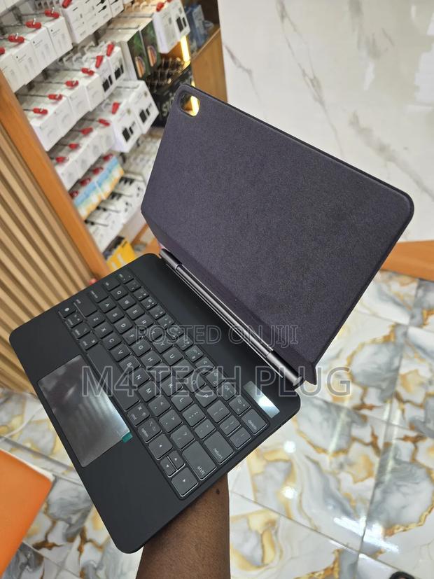 Wireless Keyboard Case For iPad 10th/A16 · Photo 4