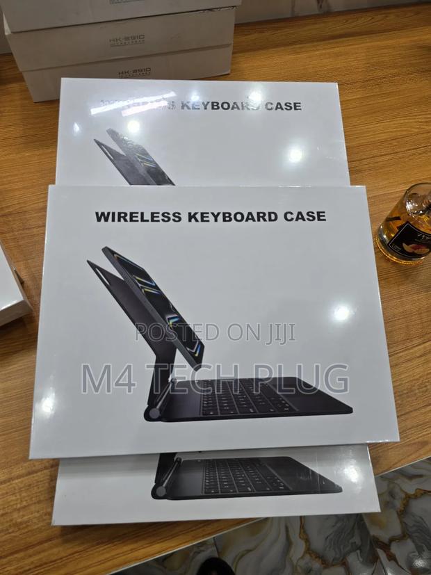 iPad 12.9 Wireless Keyboard · Photo 1