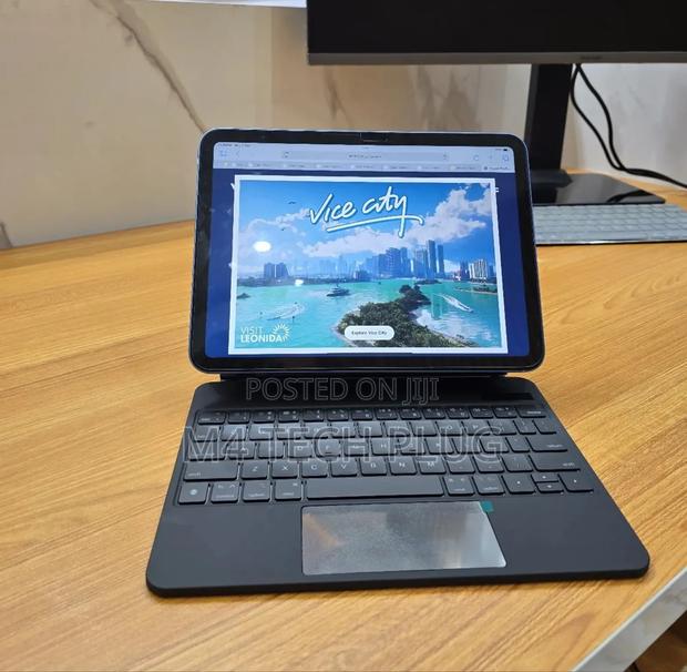 iPad 12.9 Wireless Keyboard · Photo 3