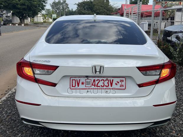 Honda Accord EX-L 1.5T 2021 White photo 2