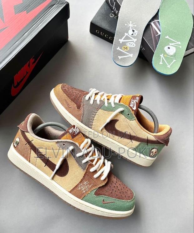Zion Williamson Air Jordan 1 Low Og "Voodoo" Sneakers · Photo 3
