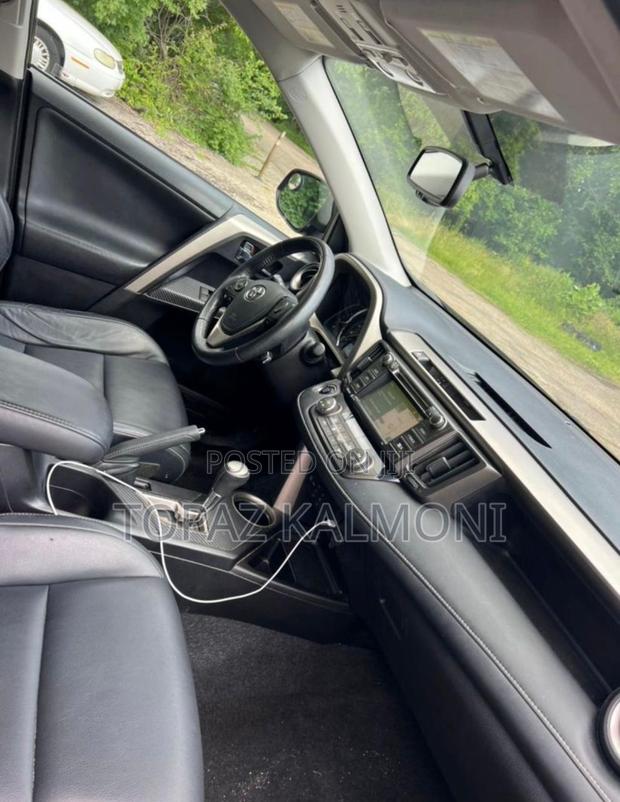 Toyota RAV4 2015 Black