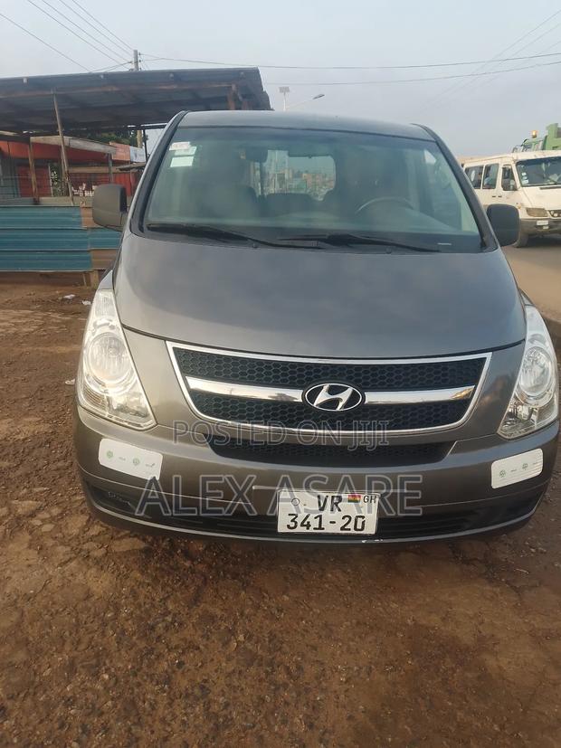 Hyundai Starex 2020 Gray