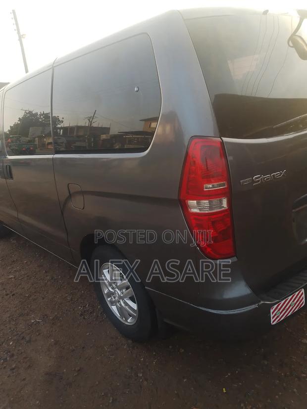 Hyundai Starex 2020 Gray