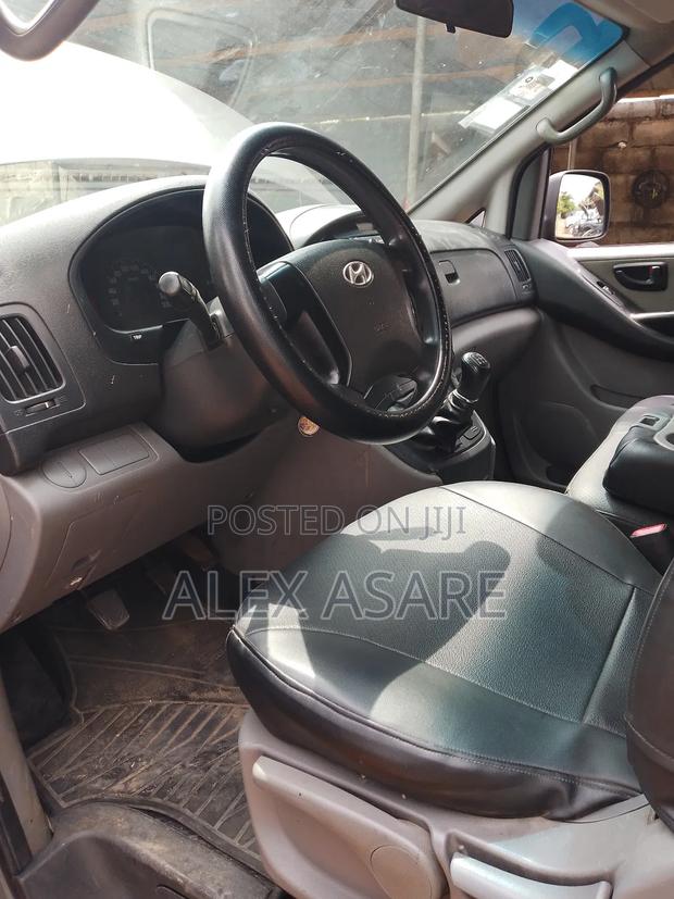 Hyundai Starex 2020 Gray