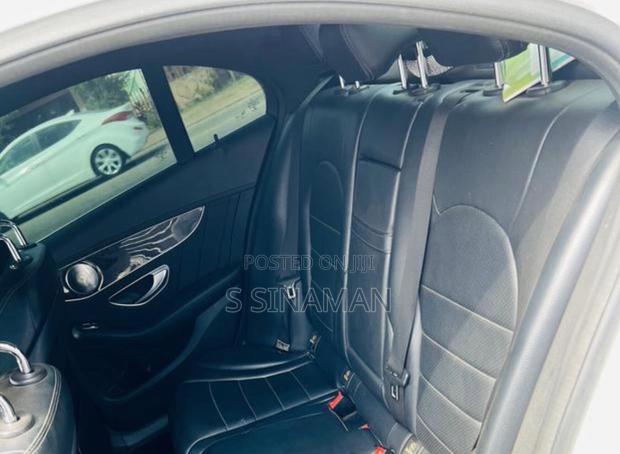 Mercedes-Benz C300 Base 4Matic Sedan AWD (2.0L 4cyl 7A) 2016 White