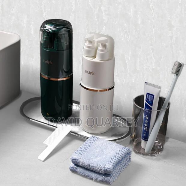 Toiletries Travel Storage Kit photo 2