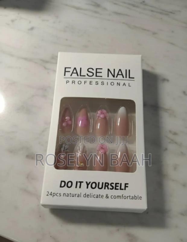 False Nails