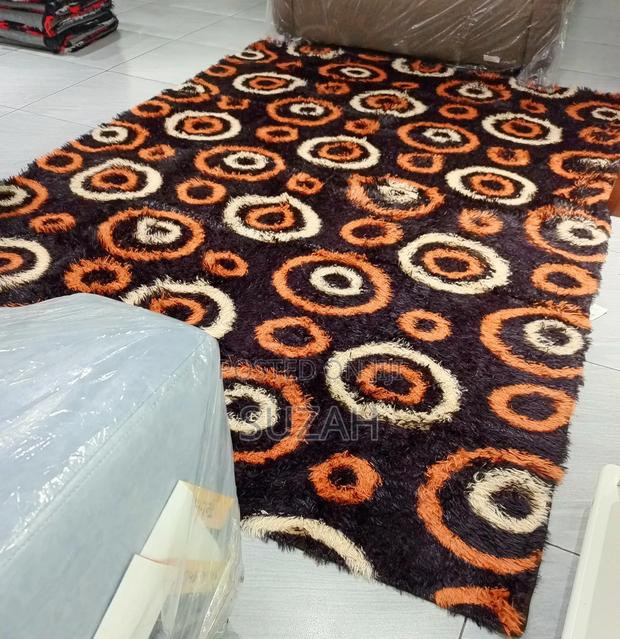 Luxury Silky Large Rug · Photo 2