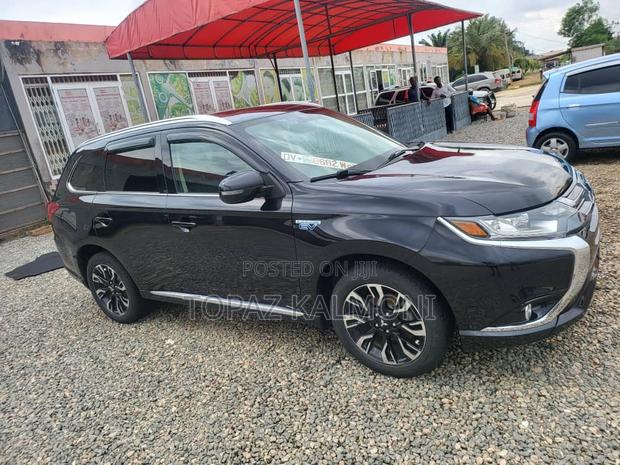 Mitsubishi Outlander 2018 Black