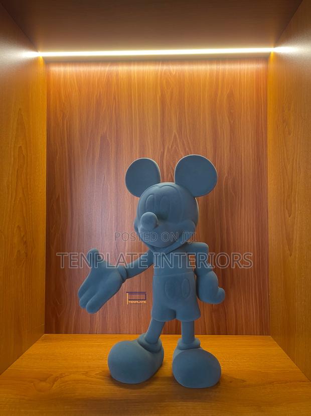 Mickey Welcome Sculpture Big photo 2