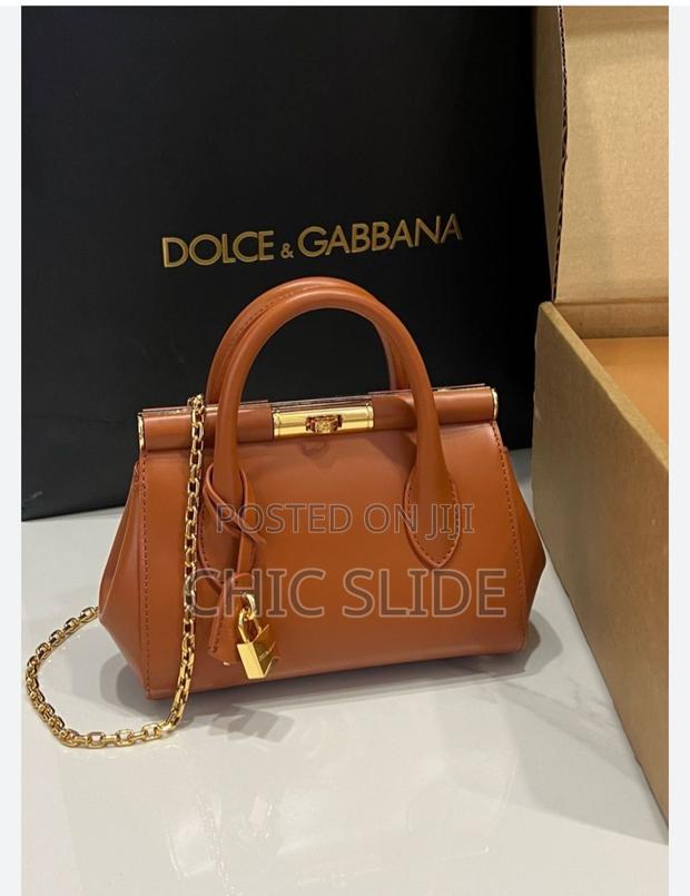 Demure D G Bag Small Size · Photo 4