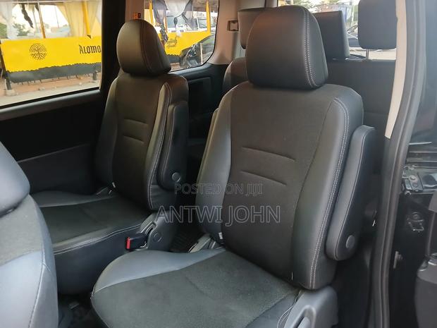 Toyota Voxy 2013 Black