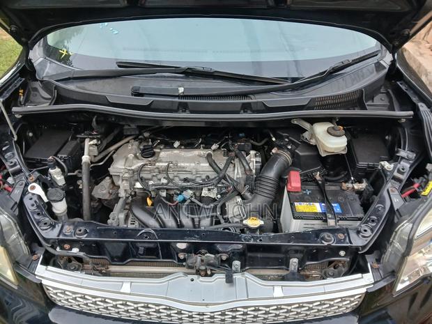 Toyota Voxy 2013 Black