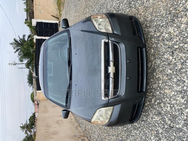 Chevrolet Aveo 2011 Gray