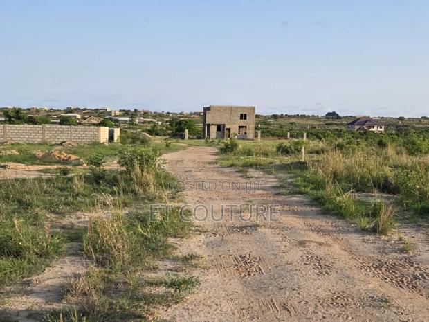 Land for Sale at Ningo Senior High · Photo 3