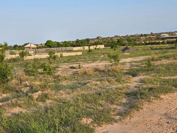Land for Sale at Ningo Senior High · Photo 4