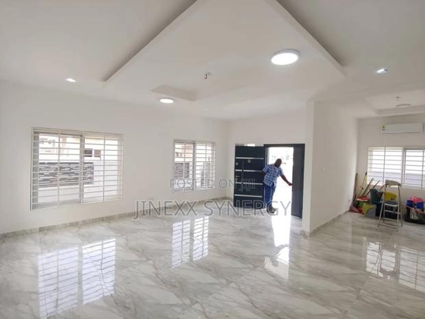 4bdrm House in Manet Court for rent