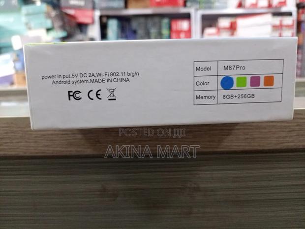 New Tablet 8 GB photo 2