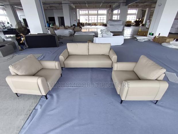 An Authentic And Exquisite 6 To 7 Seater Sofa Set