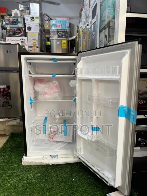 90ltr Pearl Table Top Fridge photo 5