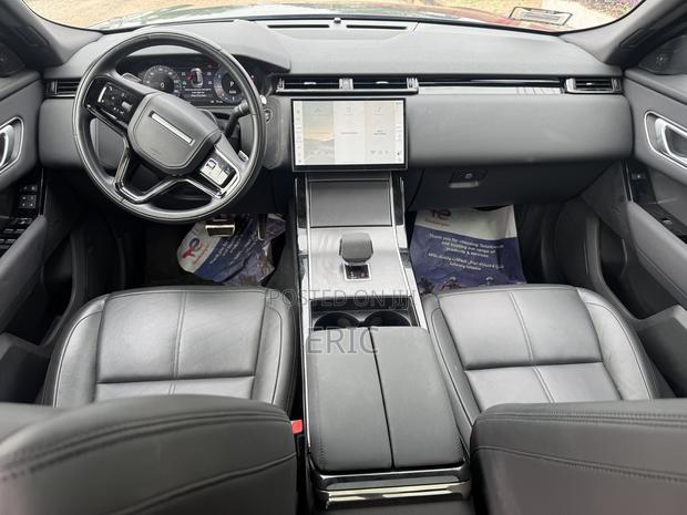 Land Rover Range Rover Velar Dynamic HSE 2024 Gray