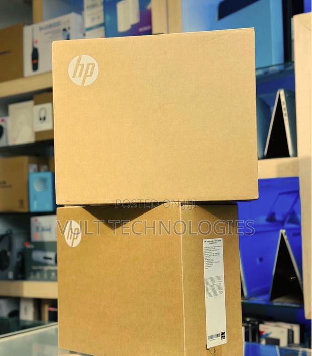 New Laptop HP Spectre 14 16GB Intel Core Ultra 7 SSD 1T