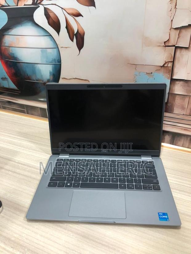 Laptop Dell Latitude 5320 16GB Intel Core I5 SSD 512GB photo 2