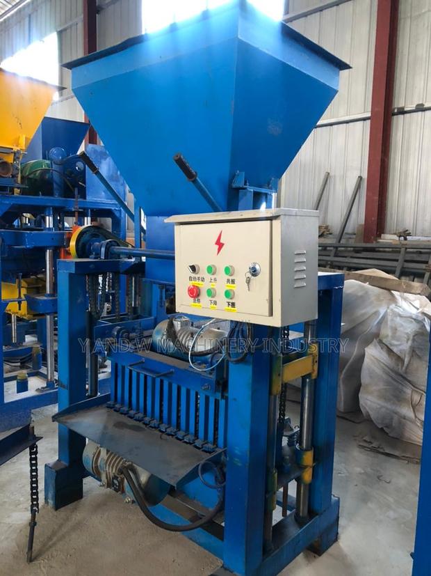 Our Powerful Yw 4-35a Block Machine Sells at Factory Price · Photo 3