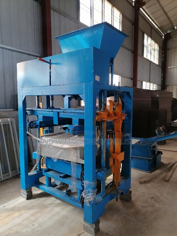 Our Powerful Yw 4-35a Block Machine Sells at Factory Price · Photo 4