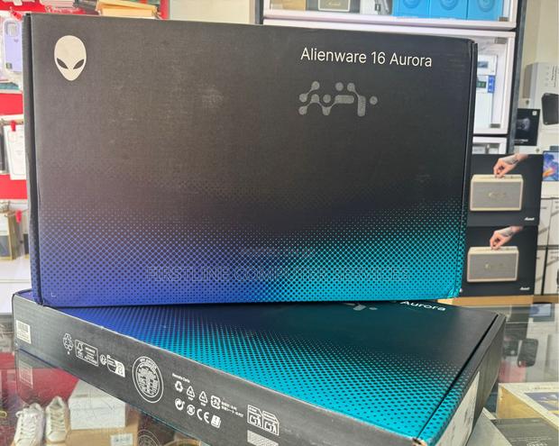 New Laptop Alienware M17x R2 8GB Intel Core Ultra 9 SSD 1T photo 2