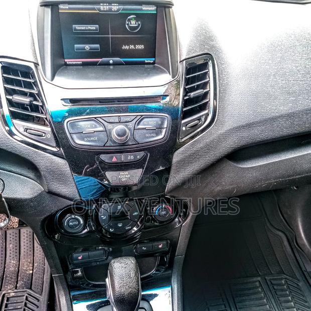 Ford Fiesta 2014 Gray