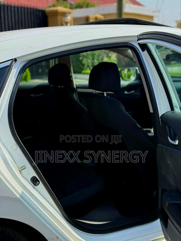 Honda Civic EX 4dr Sedan (2.0L 4cyl) 2017 White