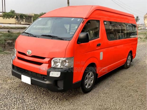Hiace Bus for Rent Came With Driver