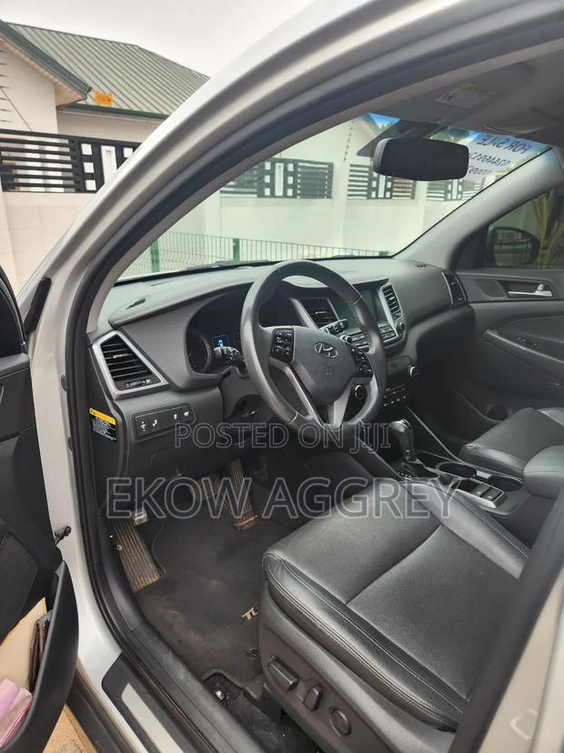 Hyundai Tucson Limited FWD 2017 Silver